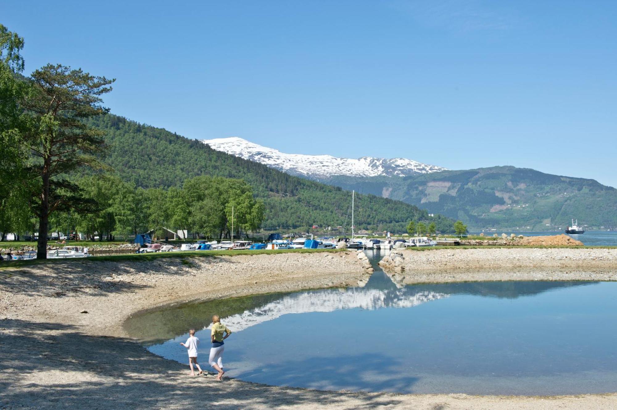 Hotel Kinsarvik Camping Exterior foto